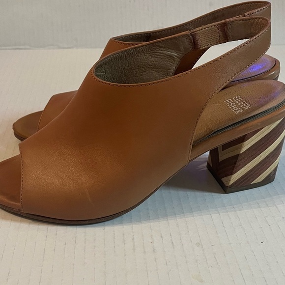 EILEEN FISHER Brown Leather Bobbi Sz 8 Peep Toe Sandal Heel Slingback - Picture 9 of 11